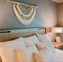 Load image into Gallery viewer, 6FT Eucalyptus Pole